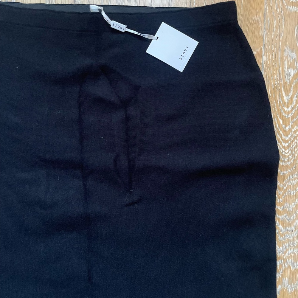 NWT SIONI Pencil Skirt